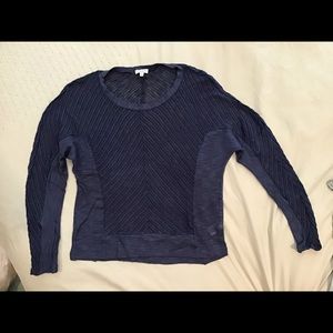 Lightweight Splendid navy sweater